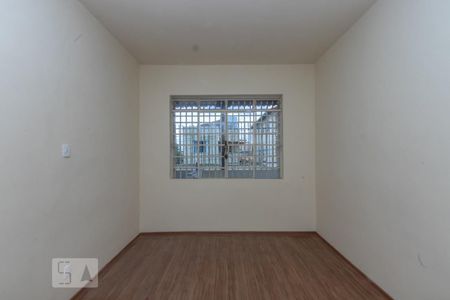 Quarto 1 de casa para alugar com 3 quartos, 180m² em Paraíso, Belo Horizonte