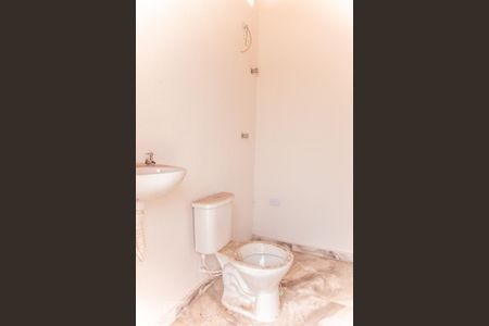 Apartamento para alugar com 100m², 2 quartos e 1 vaga Apartamento para alugar com 100m², 2 quartos e 1 vagaBanheiro de Serviço