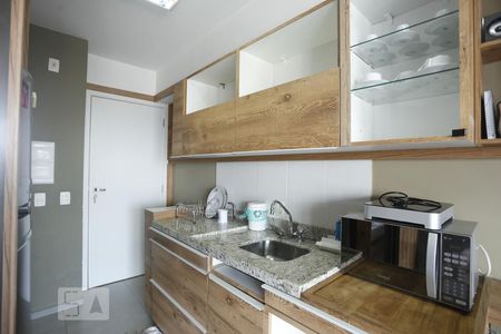 Cozinha de kitnet/studio à venda com 1 quarto, 35m² em Bela Vista, São Paulo