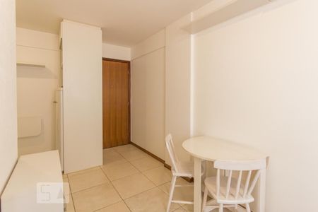 Sala de apartamento para alugar com 1 quarto, 28m² em Setor de Habitações Individuais Norte, Brasília