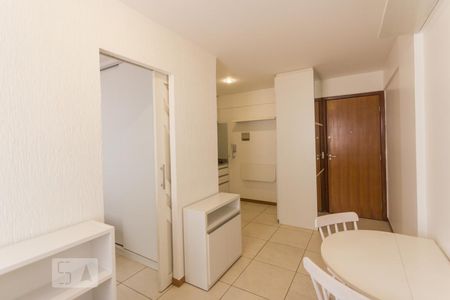 Sala de apartamento para alugar com 1 quarto, 28m² em Setor de Habitações Individuais Norte, Brasília