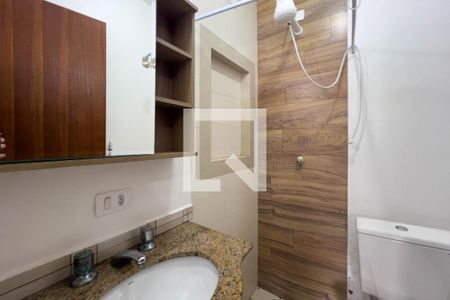 Banheiro de kitnet/studio para alugar com 1 quarto, 15m² em Ipiranga, São Paulo