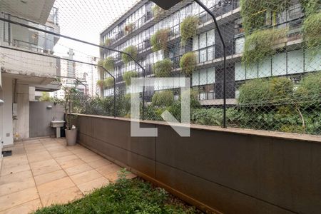 Varanda   de apartamento à venda com 1 quarto, 82m² em Vila Madalena, São Paulo