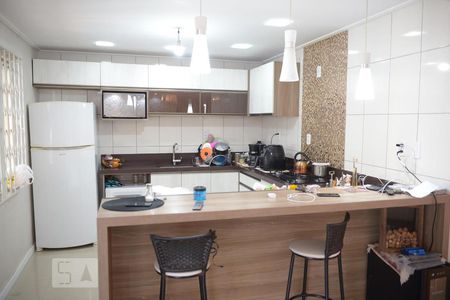 Casa para alugar com 3 quartos, 180m² em Bairro Fátima, Canoas