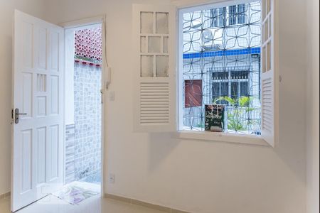 Sala de casa de condomínio à venda com 1 quarto, 50m² em Maracanã, Rio de Janeiro