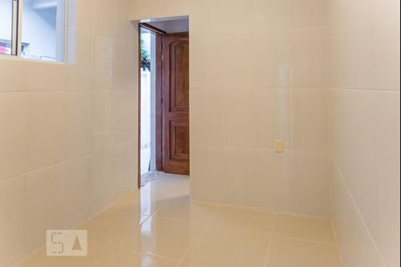 Cozinha de casa de condomínio à venda com 1 quarto, 50m² em Maracanã, Rio de Janeiro