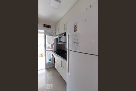 Cozinha de apartamento à venda com 3 quartos, 69m² em Moinho Velho, São Paulo