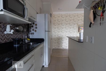 Cozinha de apartamento à venda com 3 quartos, 69m² em Moinho Velho, São Paulo