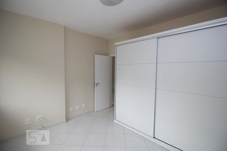 Quarto de apartamento à venda com 1 quarto, 60m² em Humaitá, Rio de Janeiro