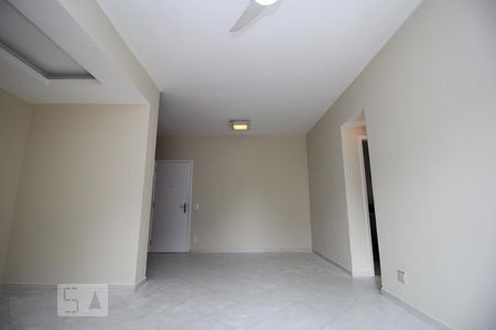 Sala de apartamento à venda com 1 quarto, 60m² em Humaitá, Rio de Janeiro