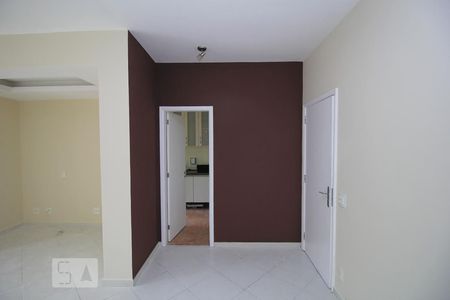 Sala de apartamento à venda com 1 quarto, 60m² em Humaitá, Rio de Janeiro