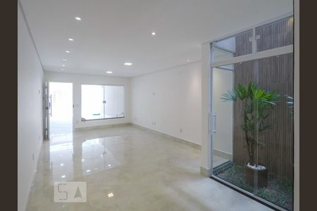 Sala de casa para alugar com 4 quartos, 200m² em Bosque da Saúde, São Paulo