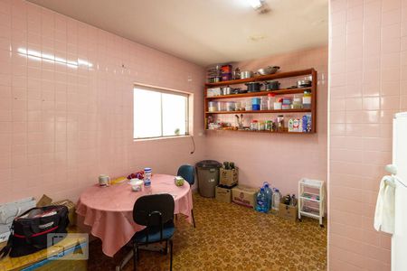 Casa à venda com 150m², 2 quartos e sem vaga Casa à venda com 150m², 2 quartos e sem vagaCozinha