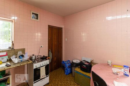 Casa à venda com 150m², 2 quartos e sem vaga Casa à venda com 150m², 2 quartos e sem vagaCozinha