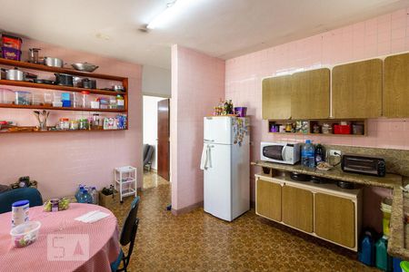 Casa à venda com 150m², 2 quartos e sem vaga Casa à venda com 150m², 2 quartos e sem vagaCozinha