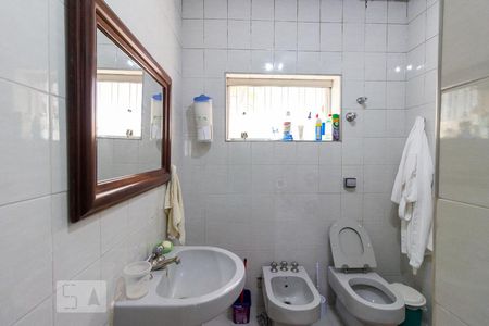 Casa à venda com 150m², 2 quartos e sem vaga Casa à venda com 150m², 2 quartos e sem vagaBanheiro