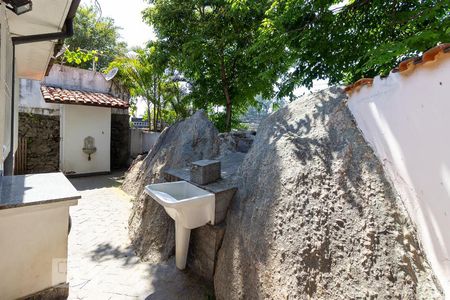 Casa à venda com 150m², 2 quartos e sem vaga Casa à venda com 150m², 2 quartos e sem vagaÁrea de Serviço