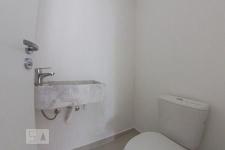 Lavabo de apartamento para alugar com 1 quarto, 57m² em Petrópolis, Porto Alegre