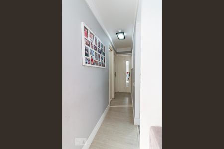 Corredor de apartamento à venda com 3 quartos, 62m² em Vila Endres, Guarulhos