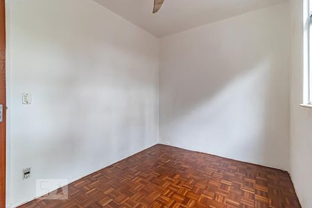 Quarto 1 de apartamento para alugar com 2 quartos, 50m² em Taquara, Rio de Janeiro