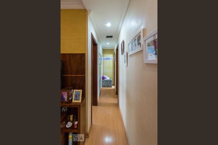 Sala - Corredor de apartamento para alugar com 2 quartos, 68m² em Irajá, Rio de Janeiro