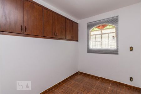 Quarto 2 de casa para alugar com 3 quartos, 220m² em Céu Azul, Belo Horizonte