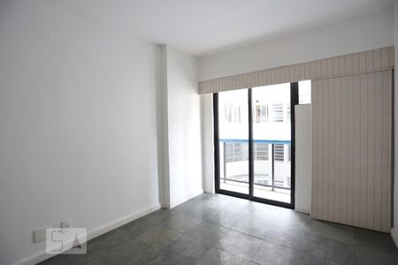 Quarto 1 de apartamento à venda com 2 quartos, 76m² em Copacabana, Rio de Janeiro