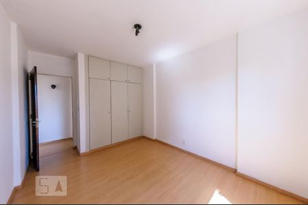Quarto de apartamento para alugar com 1 quarto, 67m² em Bosque, Campinas