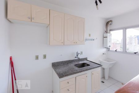 Cozinha de apartamento à venda com 1 quarto, 40m² em Consolação, São Paulo