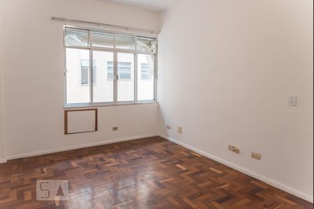 Sala  de apartamento para alugar com 2 quartos, 60m² em Grajaú, Rio de Janeiro