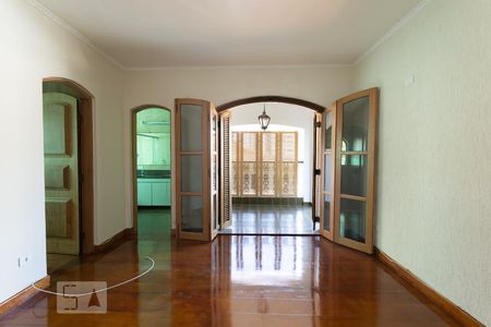 Suíte de casa à venda com 5 quartos, 280m² em Jardim Avelino, São Paulo