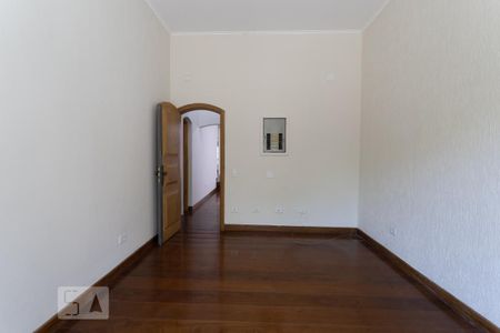 Quarto 3 de casa à venda com 5 quartos, 280m² em Jardim Avelino, São Paulo