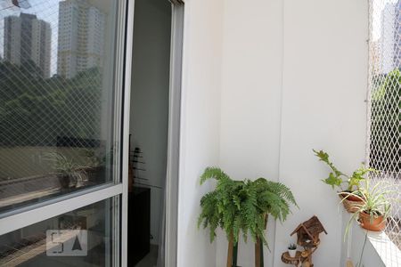 Varanda da Sala de apartamento à venda com 2 quartos, 60m² em Chácara Agrindus, Taboão da Serra