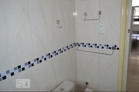 Banheiro de kitnet/studio à venda com 1 quarto, 30m² em Centro, Niterói