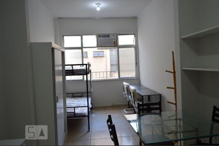 Quarto de kitnet/studio à venda com 1 quarto, 30m² em Centro, Niterói