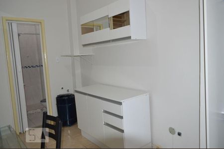 Cozinha de kitnet/studio à venda com 1 quarto, 30m² em Centro, Niterói