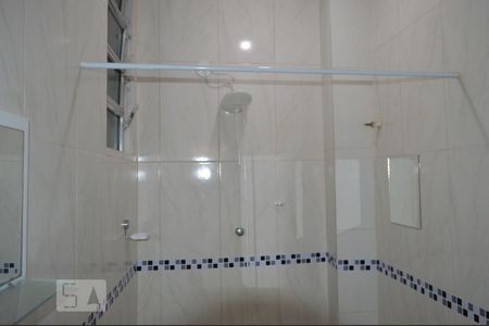 Banheiro de kitnet/studio à venda com 1 quarto, 30m² em Centro, Niterói