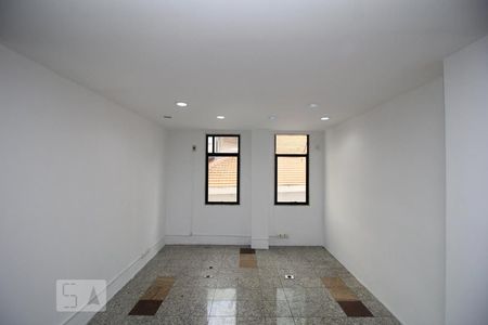 Sala de kitnet/studio para alugar com 1 quarto, 61m² em Centro, Rio de Janeiro