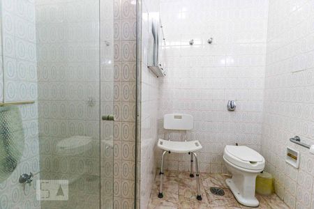 Banheiro de casa à venda com 2 quartos, 74m² em Cidade Monções, São Paulo