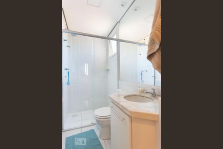 Banheiro de apartamento à venda com 2 quartos, 88m² em Jardim São Vicente, Campinas