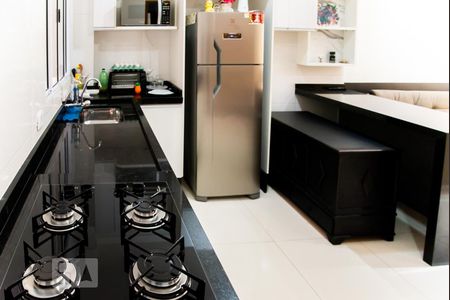 Cozinha de apartamento à venda com 2 quartos, 50m² em Vila União (zona Leste), São Paulo