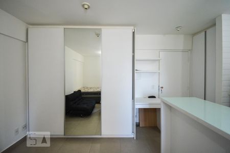 Studio de kitnet/studio para alugar com 1 quarto, 25m² em Cerqueira César, São Paulo