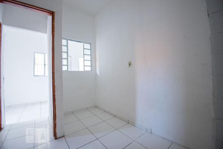 quarto 2 de casa para alugar com 2 quartos, 70m² em Vila Georgina, Campinas