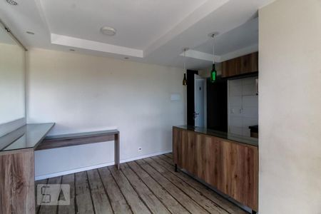 Sala de apartamento para alugar com 3 quartos, 57m² em Jardim Las Vegas, Guarulhos