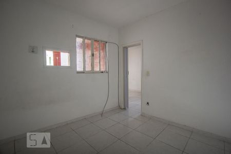 Casa à venda com 1 quarto, 40m² em Brás de Pina, Rio de Janeiro