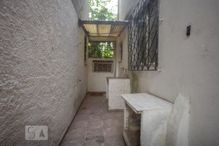 Casa à venda com 1 quarto, 40m² em Brás de Pina, Rio de Janeiro