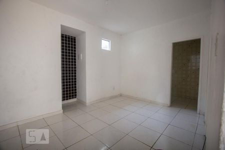 Casa à venda com 1 quarto, 40m² em Brás de Pina, Rio de Janeiro