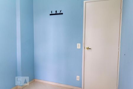 Quarto 2 de apartamento para alugar com 2 quartos, 55m² em Jardim Santa Emília, São Paulo