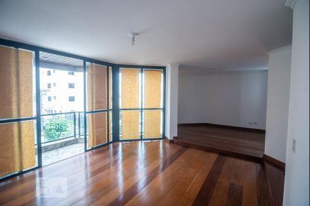 Sala de apartamento à venda com 3 quartos, 141m² em Vila Regente Feijó, São Paulo