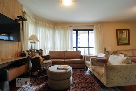 Sala de TV de apartamento para alugar com 3 quartos, 230m² em Perdizes, São Paulo